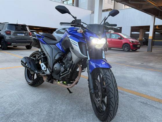 YAMAHA FZ25 FAZER ABS YAMAHA FZ25 FAZER ABS